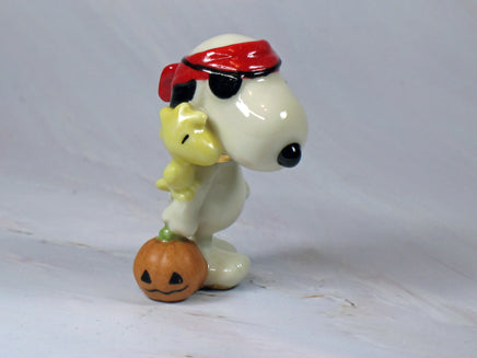 Snoopy Pirate Figurine With 24K Gold Accent (Part of Lenox Peanuts Trick Or Treat Set) - snoopn4pnuts.com
