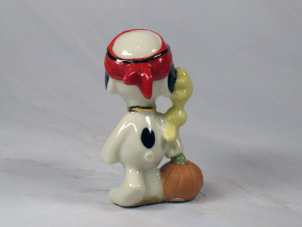 Snoopy Pirate Figurine With 24K Gold Accent (Part of Lenox Peanuts Trick Or Treat Set) - snoopn4pnuts.com