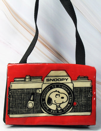 Snoopy Flap - Style Shoulder Purse (New But Near Mint) - snoopn4pnuts.com