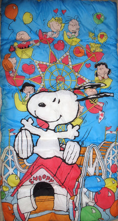 Peanuts Sleeping Bag / Comforter - Great For Camping and Sleepovers! (NEW But Near Mint) - snoopn4pnuts.com