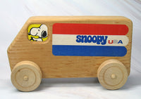 Snoopy Vintage Wooden Mail Truck - snoopn4pnuts.com