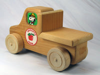 Snoopy Vintage Wooden Apple Farm Truck - snoopn4pnuts.com
