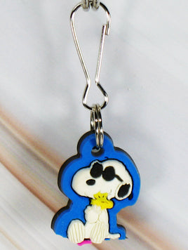 Snoopy Joe Cool Mini PVC / Vinyl Zipper Pull - snoopn4pnuts.com