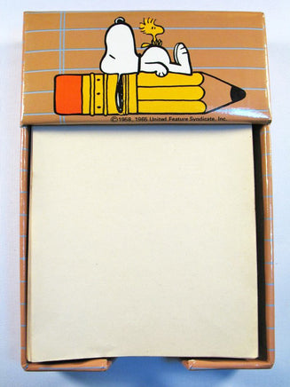 Snoopy Vintage Note Paper Tray With Original Note Paper (Near Mint)