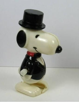 Snoopy Wearing Top Hat Wind - Up Walker (Doesn't Walk/Nice Display) - snoopn4pnuts.com
