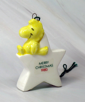 1980 Woodstock Star Christmas Ornament (Near Mint) - snoopn4pnuts.com