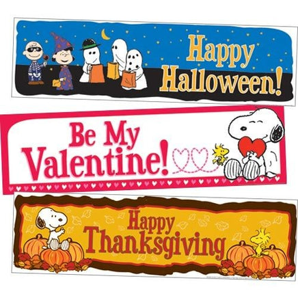 Peanuts Year Of Holidays Mini Bulletin Board Wall Decor Set