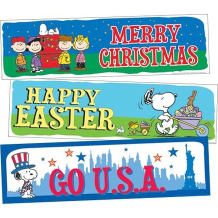 Peanuts Year Of Holidays Mini Bulletin Board Wall Decor Set