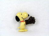 Snoopy Wearing Ball Glove magnet (Discolored)