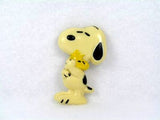 Snoopy Hugs Woodstock magnet (Discolored)