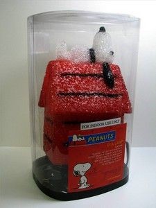 Snoopy On Doghouse Eva Lamp (Plastic Box Discolored/Not Seen In Photo)