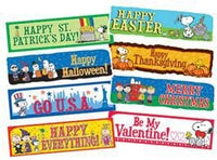 Peanuts Year Of Holidays Mini Bulletin Board Wall Decor Set