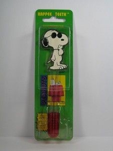 Snoopy Acrylic Toothbrush With Dupont Nylon Bristles - Child/Youth Size