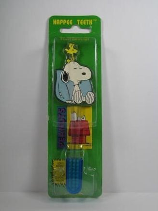 Snoopy Acrylic Toothbrush With Dupont Nylon Bristles - Child/Youth Size