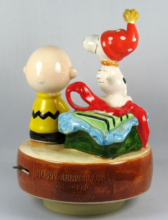 Charlie Brown And Snoopy 30Th Anniversary Musical Figurine (1950-1980)