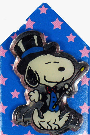 Snoopy Entertainer Pin In Doghouse Key Chain