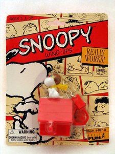 Basic Fun Wind Up Key Chain With Moving Parts - Snoopy Flying Ace (Re-Packaged)