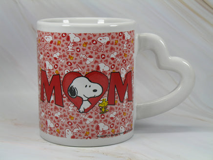 Snoopy MOM Mug With Heart Handle - snoopn4pnuts.com