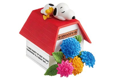Peanuts Green Days Mini Planter Figurine - Floral Dog House - snoopn4pnuts.com