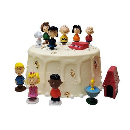 Peanuts PVC Cake Topper - snoopn4pnuts.com