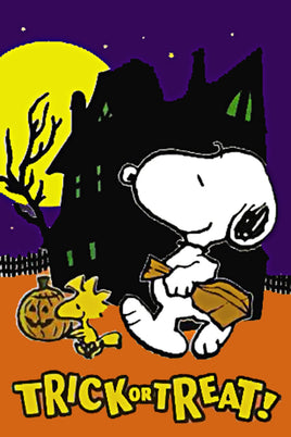 Peanuts Double - Sided Flag - Snoopy Halloween Trick Or Treat! - snoopn4pnuts.com