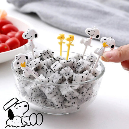 Snoopy and Woodstock Reusable Cake and Other Foods Picks Set - snoopn4pnuts.com