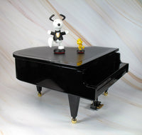 Snoopy Baby Grand Piano - Plays "Linus And Lucy" Theme (Near Mint)