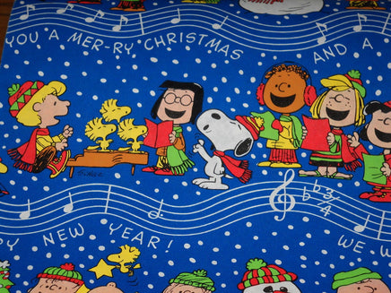 Peanuts Gang Christmas Holiday Gift Wrap Roll - snoopn4pnuts.com