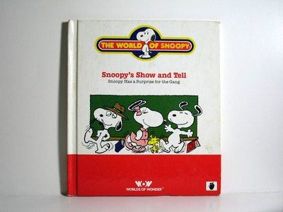 The World Of Snoopy: Snoopy's Show And Tell Book