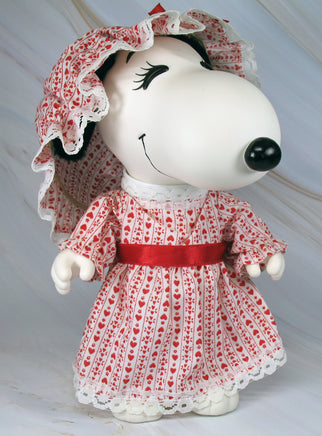 Belle Vintage Rubber Doll and Pillow With Acrylic Display Case - snoopn4pnuts.com