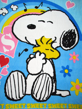 Snoopy Plush Blanket - SWEET (New But Near Mint/1 Small Spot) - snoopn4pnuts.com