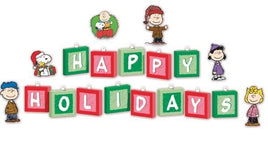 Peanuts Gang Christmas Bulletin Board Wall Decor Set