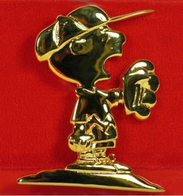 Tivolitoo Charlie Brown Baseball Pin
