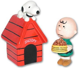 Charlie Brown And Snoopy Salt And Pepper Shakers