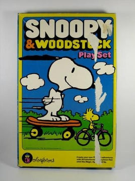 Snoopy And Woodstock Colorforms Set