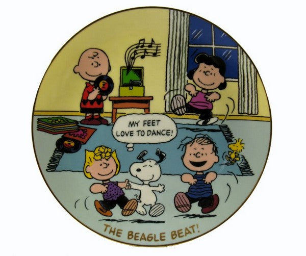 Danbury Mint Magical Moments Plate - The Beagle Beat!
