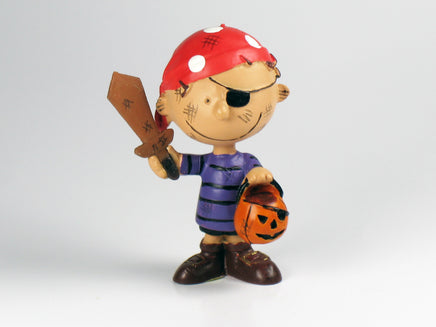 Danbury Mint Peanuts Halloween - Pig Pen Pirate - snoopn4pnuts.com