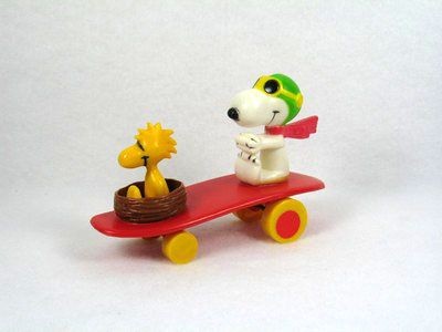 Woodstock and Flying Ace On Skateboard (Flying Ace Slightly Discolored)