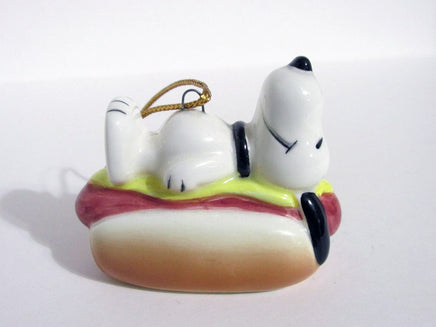1982 Junk Food Series - Snoopy Hot Dog - snoopn4pnuts.com