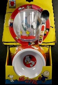 Me And My Pal 4-Piece Melamine Dish And Spoon Set (Includes Dog Bowl!)