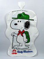 Dolly Madison Vintage Self-Sealing Air-Fill Balloon - Snoopy Beaglescout (NOT Helium Fill)