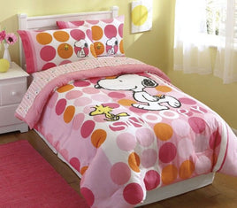 Snoopy Dots Twin Size Comforter  (Briefly Used But Mint Condition)