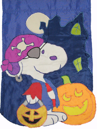 SNOOPY HALLOWEEN PIRATE Sculpted Flag - snoopn4pnuts.com