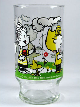 Peanuts Gang Jumping Rope Drinking Glass