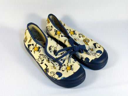 Peanuts Gang Sneakers / Tennis Shoes