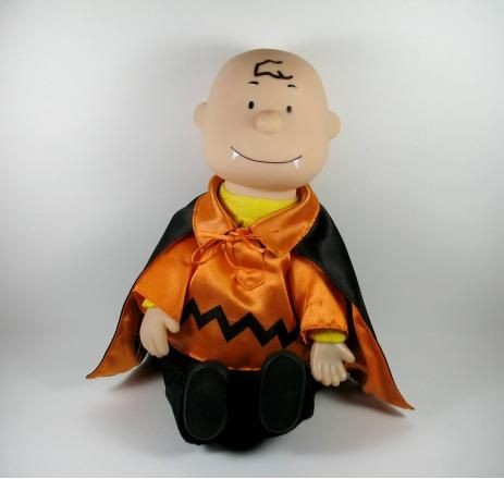 Charlie Brown Vampire Rubber Doll - *MUSIC & MOTION NO LONGER WORK