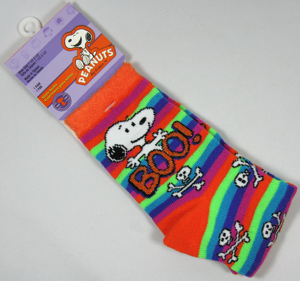 Kids Snoopy Halloween Socks With Glitter Accents (Size 7 1/2 - 3 1/2)