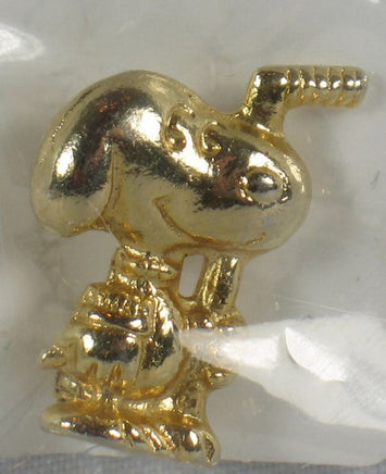 Snoopy Hockey Player Gold-Tone Pin