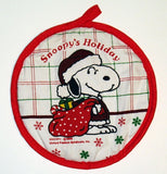 Snoopy Vintage Christmas Hot Pad / Pot Holder