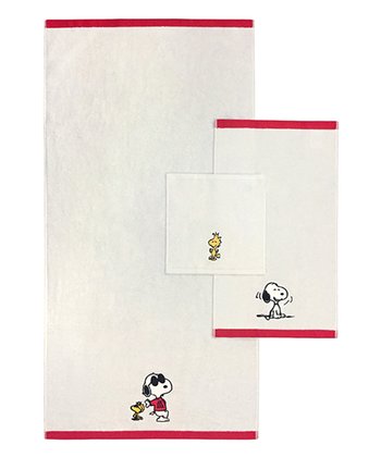 Snoopy Joe Cool Embroidered Bath Towel - snoopn4pnuts.com